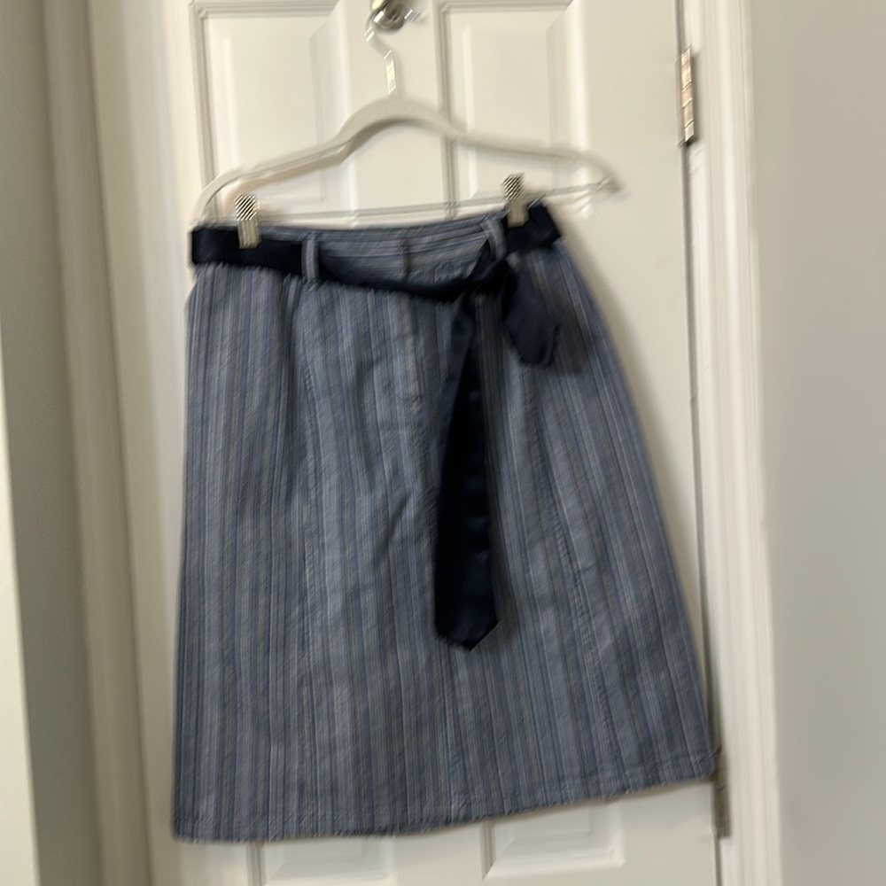 Christopher & Banks skirt cute stripe denim size 8 with stretch